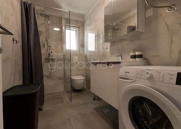 Lägenhet Sea View Diana