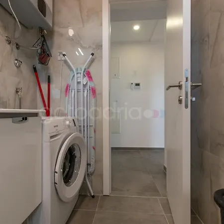 Sea View Diana Apartman